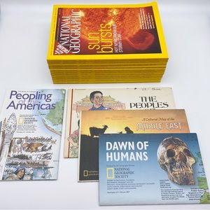 11 National Geographic Magazine Lot Coffee Book Home Decor 2004-2010